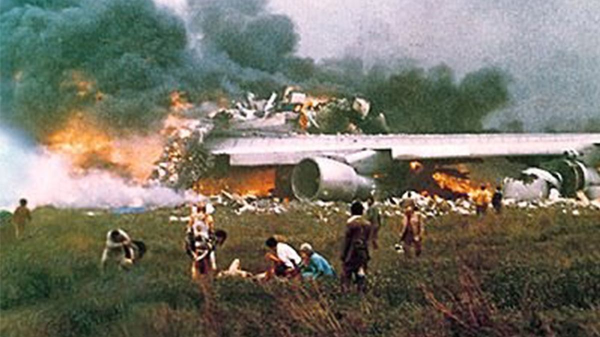 Srážka dvou Boeingů 747 v roce 1977 ukončila 583 životů